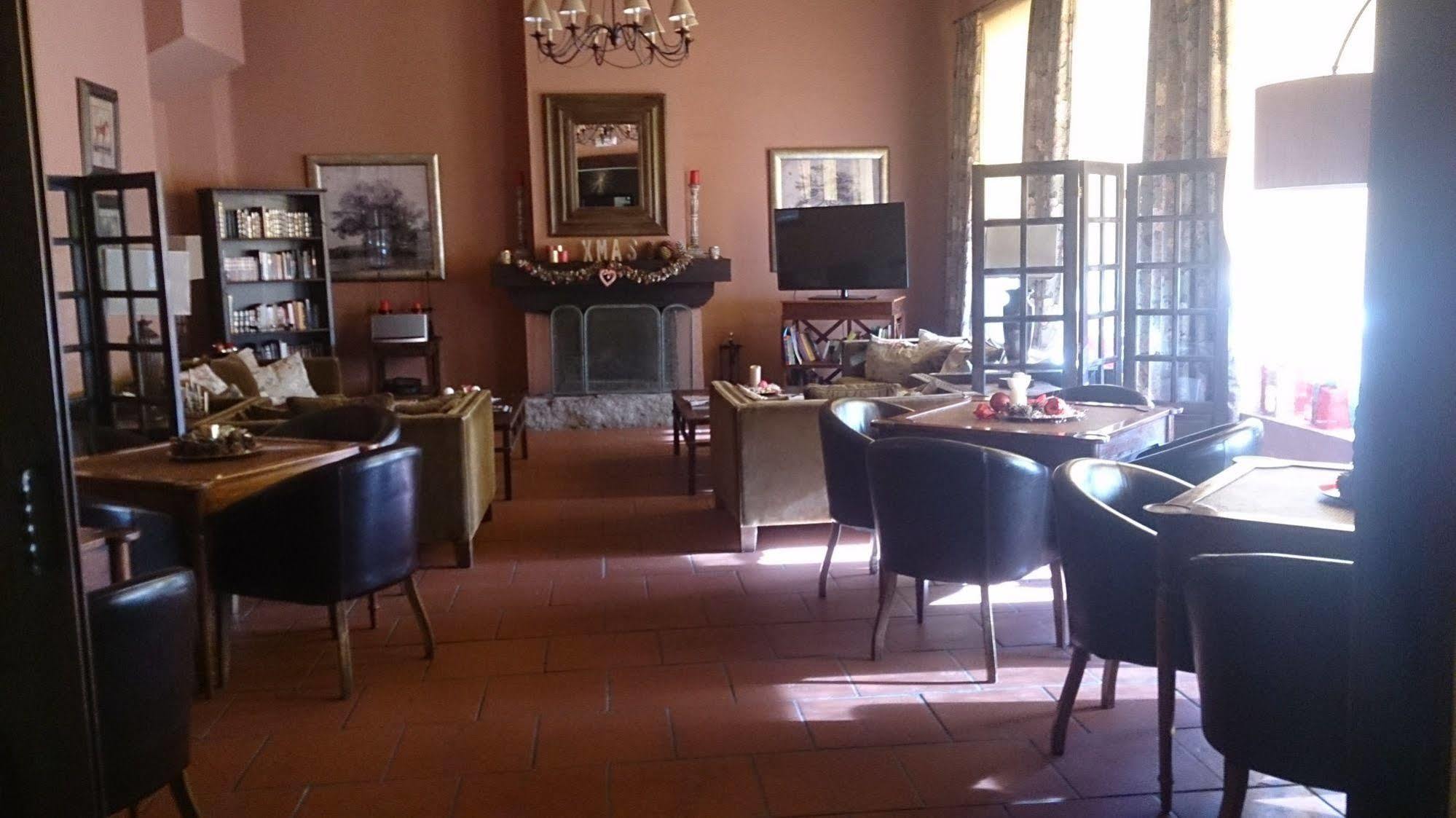 Posada Real Restaurante El Linar Del Zaire Burgohondo Exteriér fotografie